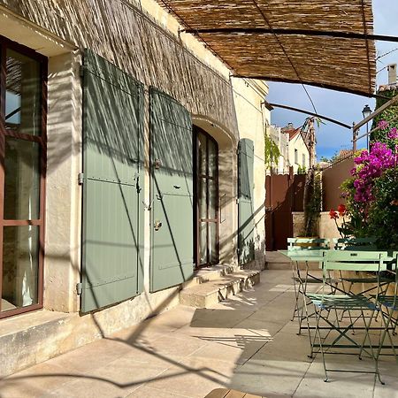 Maison De Village Fontvieille Exteriör bild